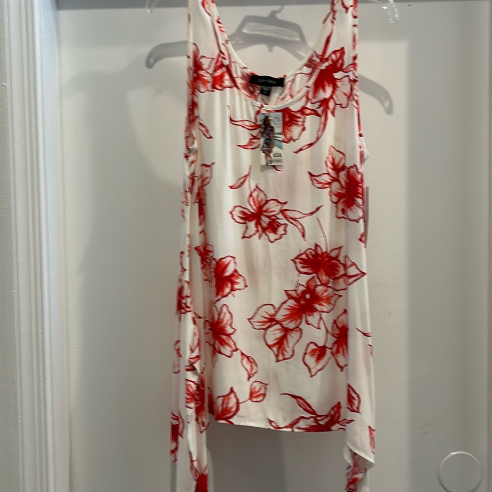 Karen Kane tank style